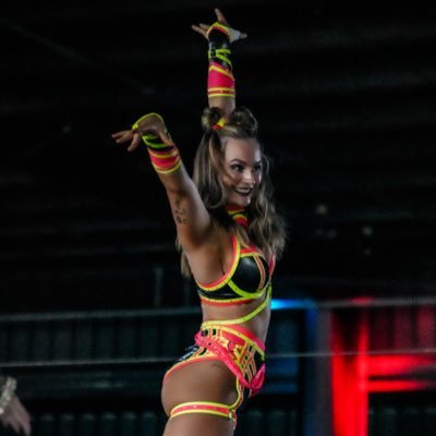rachelley98's profile picture. 