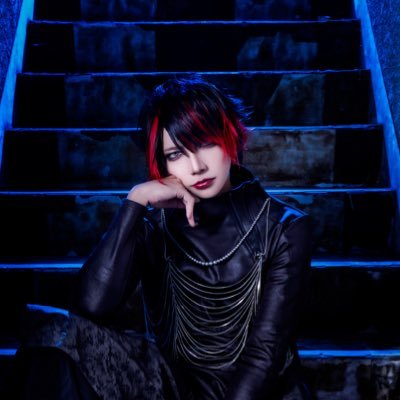 NEGA /DAT /KAKURIYO PANDA . のギタリスト https://t.co/G3axqae6ue
