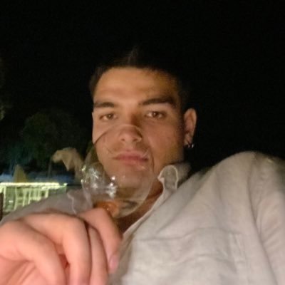 Full Stack Dev | Javascript Enthusiast | .NET Enjoyer | React Believer ⚛️ | Defender of 'Everyone Has To Be Junior' | Baby Steps Taker