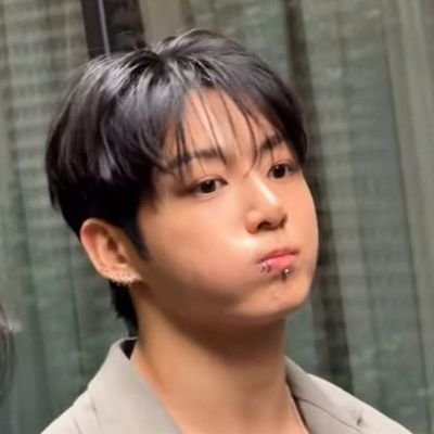 arlequinalords's profile picture. #BTS💜
#B-Army💜
#THK ❤️‍🔥
#BL🌈
❤️♥️