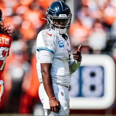 AninyeWeta's profile picture. @titans | @mancity | @kyriefc