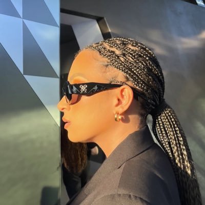 Lee080526's profile picture. Brylnn ALONE!