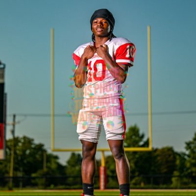 Torian Ferrell | Class of 2028🏈 | RB | student athlete | 127lb | #10 | TerrellHighSchool | 5'2 email: torianferrell0@gmail.com | phone number: 9452481701