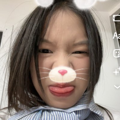 Athaya352076's profile picture. 