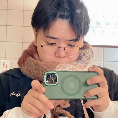 barusamikosu215's profile picture. 🐜/twice/itzy/lesserafim/🎮apex,ow,valo/✈️/H15(14)