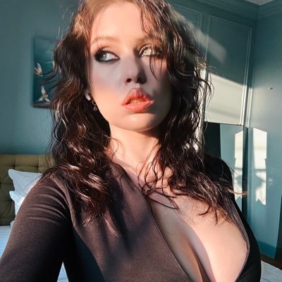 ✨Hot girl with tattoos✨content maker: https://t.co/wN87nBOWzD