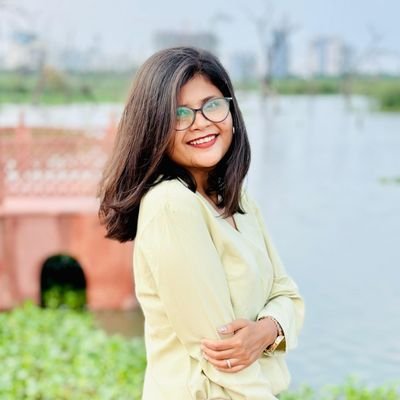 Professional overthinker and amateur people-watcher
Budding Sociologist |
Research Scholar | University of Lucknow