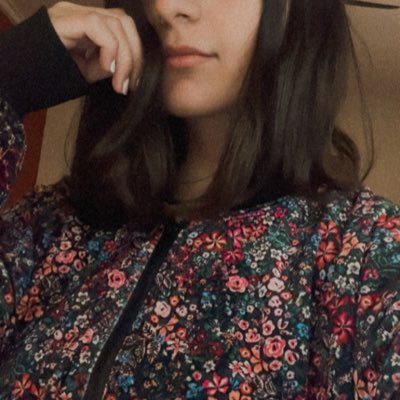 wild_maduixa's profile picture. she/her
