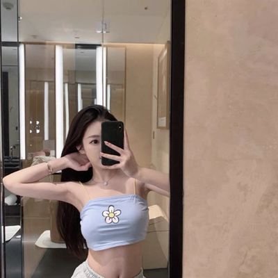 はじめまして!(´・ω・`)ノ゙ フォローしてくれたら、DMでお話ししよう!💞独身で、新しい友達を作りたいです(´∇`)一緒に映画を見たり、旅行に行ったりしましょう!良い友達になれると思います