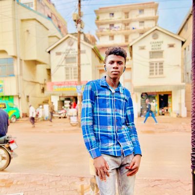 HASHIM36271's profile picture. 