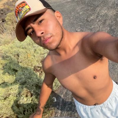 VERS😈/Latino🇲🇽/DM ME FOR THE MENU😈🎥🍑🍆💦/#pnp #gaylatino #OF #ParTy #WA🌲