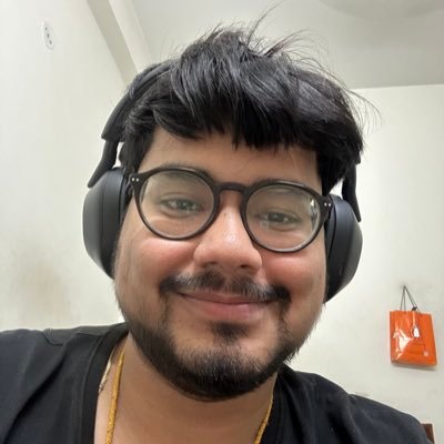 shivamjjha's profile picture. Self taught Frontend Dev. Talking about tech problems and solutions for work. Opinions are my own • https://t.co/EImQuGONV2