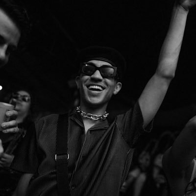 FNCALEB's profile picture. just an unserious aquarius