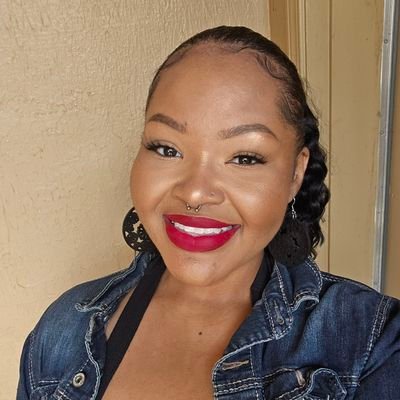 What is it? THE BRAIDS?!✨️
I still have ur trifling ass on mine-@raefabulous
I saw Kendrick Lamar and Justin Timberlake in the same year. Dreams do come true✨