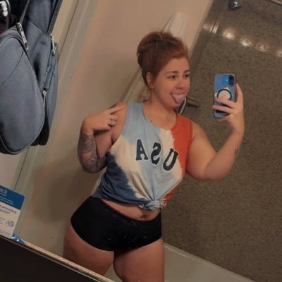 just a cute girl that might steal your heart ❤️