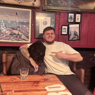 bhargraves43's profile picture. 23▪️▫️