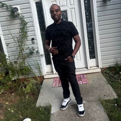 Ganjalane's profile picture. Just a ✈✈ ass nigga tryna make it and Follow my IG: _bigrell