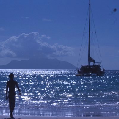 heatherxtherese's profile picture. thank god for not making me a man