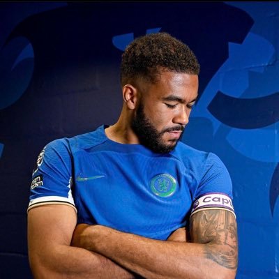Ola_thedev's profile picture. Backend Engineer| building @divydapp