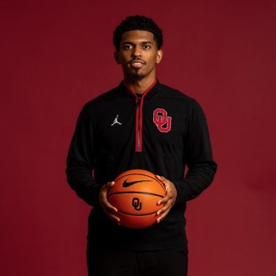 Austin Deshaun Williams Profile