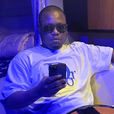 Cryptoš²š² || Degrees šØāš || Social Developer |||| Gemini || ChrislamāŖ|| Manchester United Fc || Olamide baddo. YBNL addict š¼