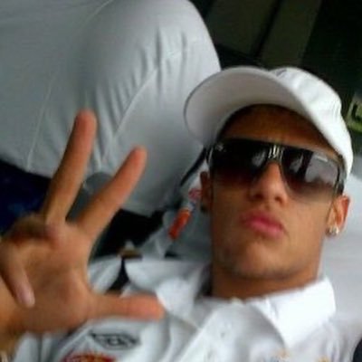romerockkk's profile picture.