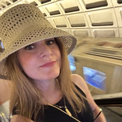 Producer, director, writer, and forever journalist who vehemently believes in exotic adventures, being nice as heck, and never ever giving up. 💃🏻🎬🎥 🌏✈️⛰️🎒