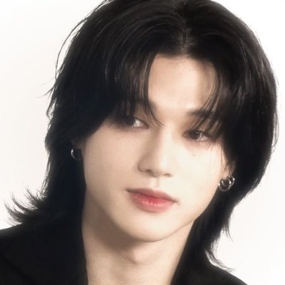 this user is absofuckinlutely in love with jung wooyoung.