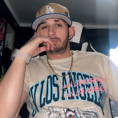 let’s talk sports..TikTok-mikemotiv2306/purely dedicated podcast/shows every Tuesday new episodes every Wednesday follow the link below for more!! NFL,MLB,NBA