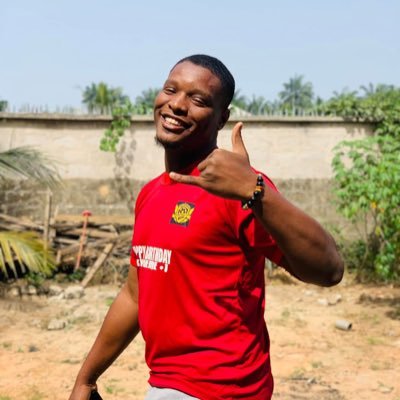 DeEngineRoom7's profile picture. Food Scientist | Igbo Man | Young CEO | Journalist | My tweet are my views 🤔🤔🤔