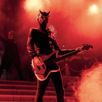 rxngii's profile picture. fucking nerd🫵 | 19 | 🇧🇷🇬🇧