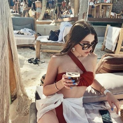 MNemudzivhadzi's profile picture. America is really beautiful❤️✌️. I love being here and making new friends😍😘.