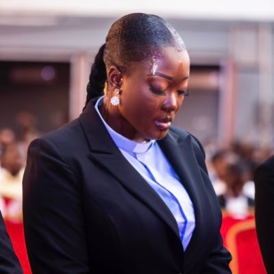 Petra_Odubayo's profile picture. A minstrel in the Lord vineyard , Strategist and business consultant designer \ stylist. creative director / IG: petra_odubayo