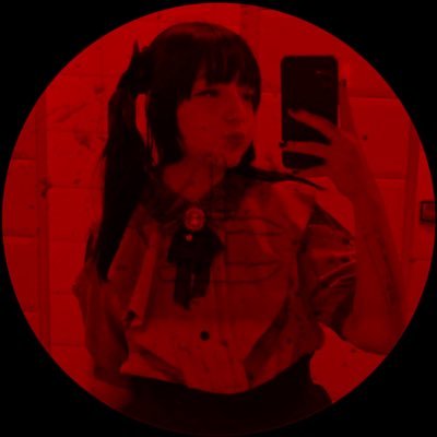 menina de 20 anos fanática pelo @AmericaFC1912 e @Botafogo, sim nos existimos. ⚪️🟢⚫️⭐️ THANK YOU FURUDATE 🧡 #HAIKYUU #EDM