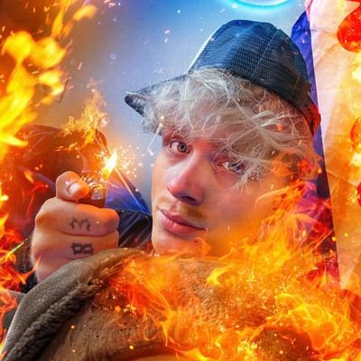 watskeburt1983's profile picture. Al die stemmen in mijn hoofd, ja ze praten de hele dag door... 🔥 No.1 Zonder Jou Fan (by vote) 🔥 #joostwt || he/him || ISTP || Banner & pfp by @rauweboy