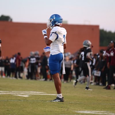 slept on juco db @colinfootball 5’11 170 grad full qualifier #jucoproduct c/o 26! Crain island 🏝️ 📞 601-867-9244 Dec 25 graduate