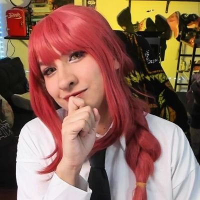 Fotografa | Streamer | Youtuber
Creadora de Props para Cosplay🖤🎃
IG: @blackrousdsgn
twitch: blvckrous