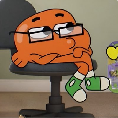 un_saltedfries's profile picture. i play games