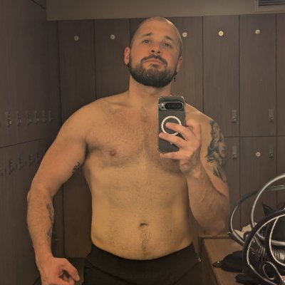 Personal Trainer | Veteran
Vers Pit Pig | Aspiring FF Bottom
