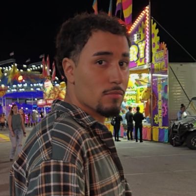 moonlitebby_'s profile picture. 20 nc