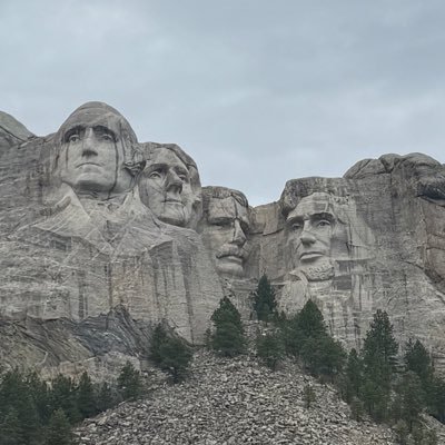 DanielDeleon280's profile picture.