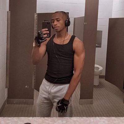 babyboybools's profile picture. 