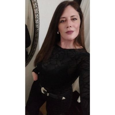 Secretaria. ✨
 Trabajo Social 📝🌻
Hoy no es siempre ✨🤍
🦊🪐🌹