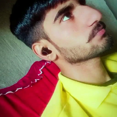UsmanCH1654023's profile picture. 
