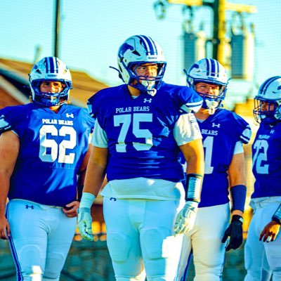 FSHS WV 2026’-6’4-305lbs-C,OG,OT-3.9 Yr GPA-9🅾️’s,1 D1 🅾️ -#4 OL IN WV⭐️ 26’-#16 overall WV 26’-(NCAA ID:2401205940) daeshaun55baller@gmail.com - 3046570181