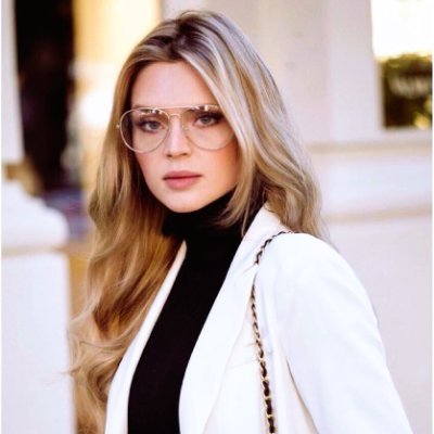 Emily_Sapiega's profile picture. Confident and sincere female entrepreneur who values freedom, authenticity, and fitness, with a passion for real-time and political news. #MAGA