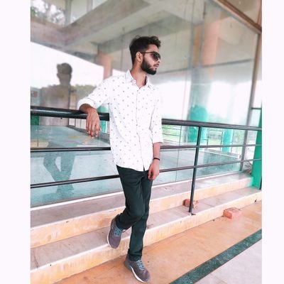 vaibhavdikshit_'s profile picture. वैभव दीक्षित 🌱🤍

Life goes an, with our without uh 🤌👣

प्रबलः कर्मसिधांतः ⚡