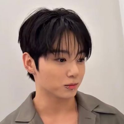 likowongye's profile picture. 