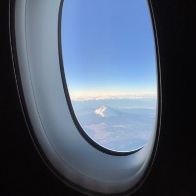 TA88255389's profile picture. 旅好きです。鉄印帳マイスターです(3巡目)🚃 これまで25カ国訪問。コロナで好きだった海外旅行が出来なかったので資格でも取ろうかと、令和3年から弁理士試験の勉強を始めました。令和6年度弁理士試験合格💮次は何の資格に挑戦しましょうか？