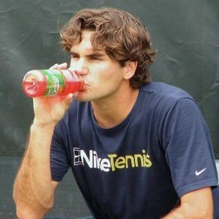 uszze19's profile picture. 